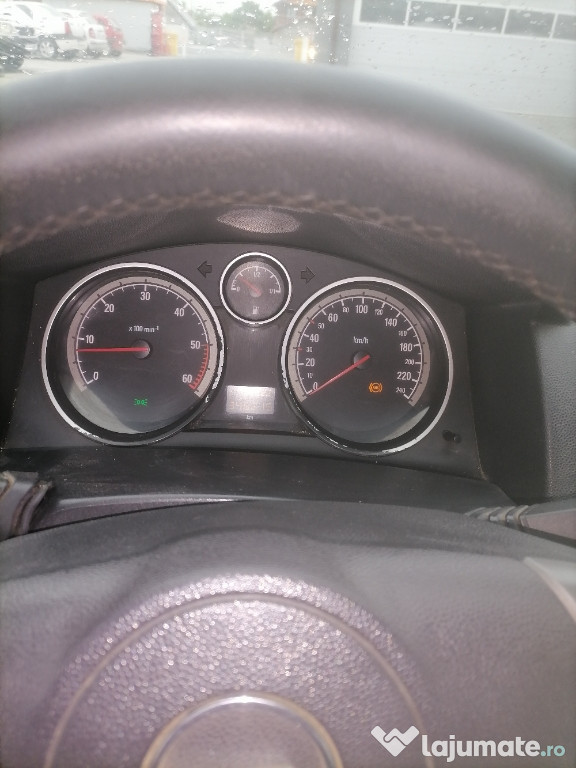 Vand sau schimb opel asta H