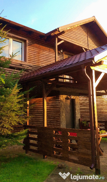 Vilă tip duplex de vânzare – Brebu Mănăstirii, 8 km de Câmpina