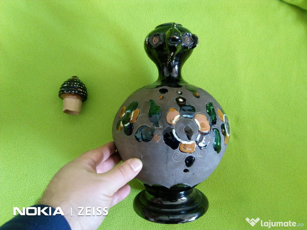 Vas ceramica , 70de ani vechime - 495 Lei