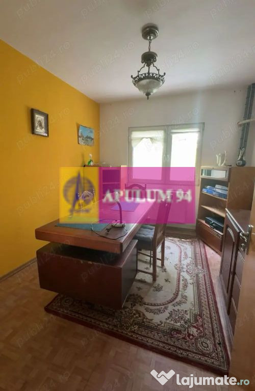 Apartament 4 camere de vanzare in zona Piata Victoriei