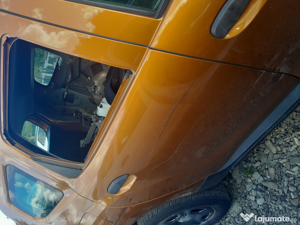 Usa dreapta spate Dacia Duster 1.6 Benzina 2019