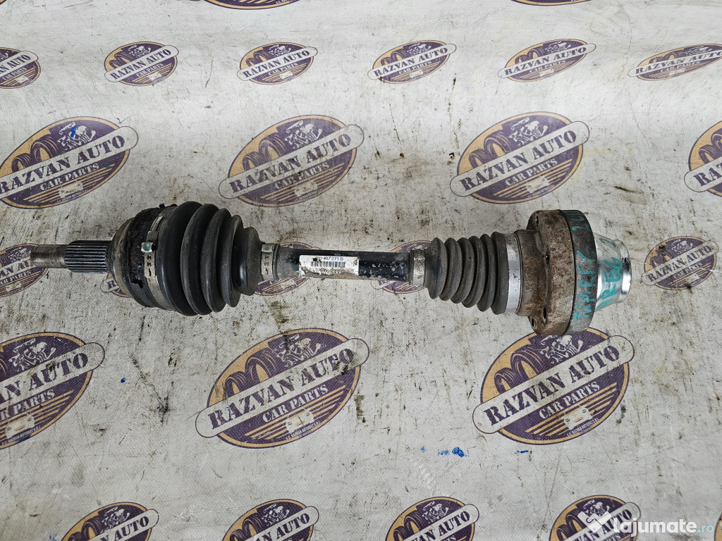 Planetara dreapta fata Volkswagen Touareg 3.0 Motorina 2013