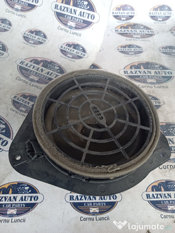 Boxa stanga spate Audi A1 2012