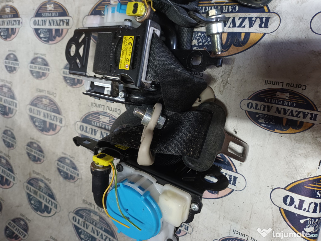 Set Centuri fata cu capsa Mazda 6 2014