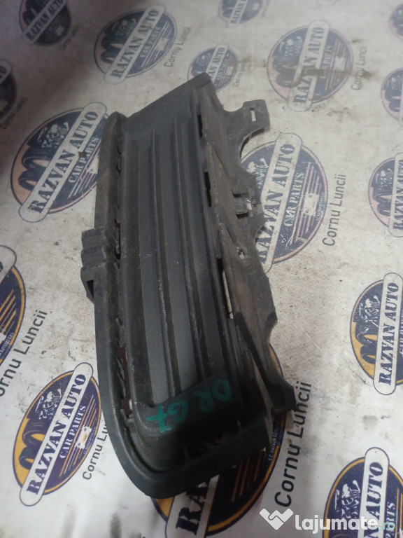 Grila proiector dreapta Volkswagen Golf 7 2014