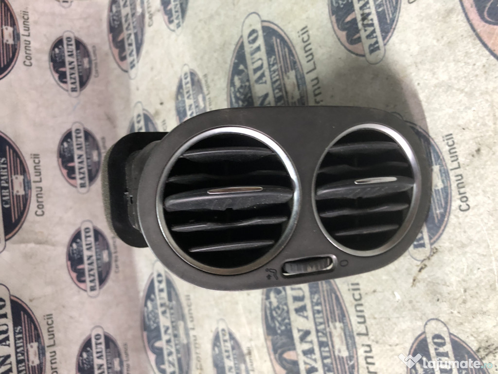 Grila ventilatie dreapta Volkswagen Tiguan 2008