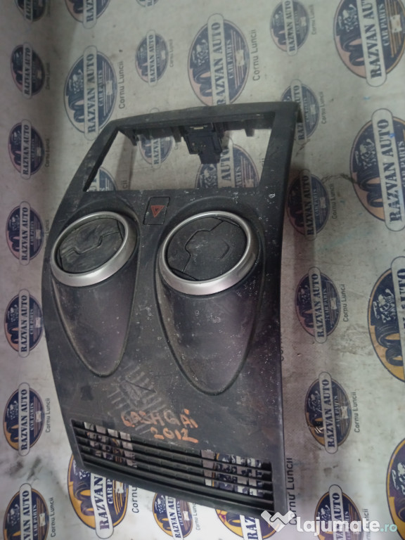Grile ventilatie centrale Nissan Qashqai 2012