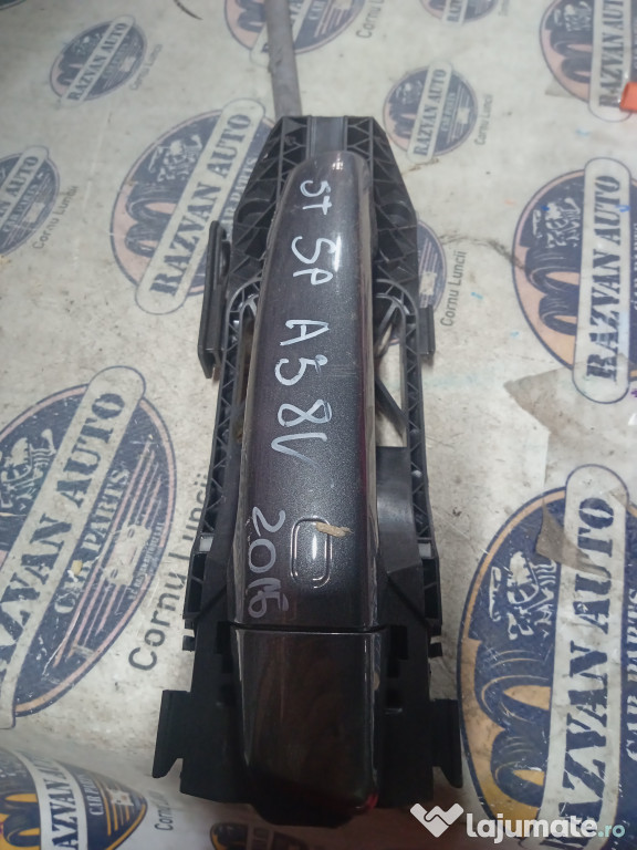 Maner exterior stanga spate Audi A3 8V 2016