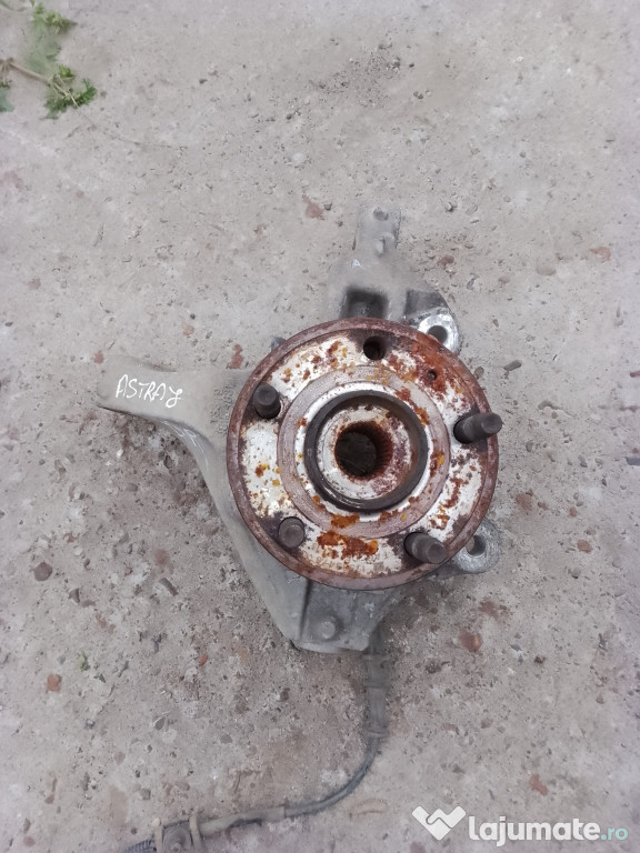 Fuzeta dreapta fata Opel Astra J 1.6 Motorina 2013