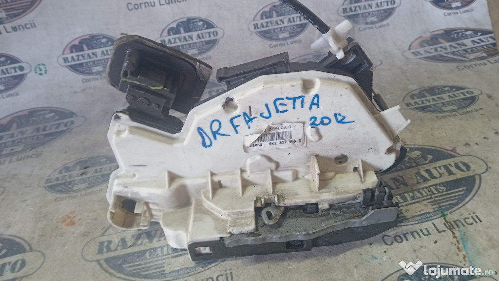 Broasca dreapta fata Volkswagen Jetta 2012