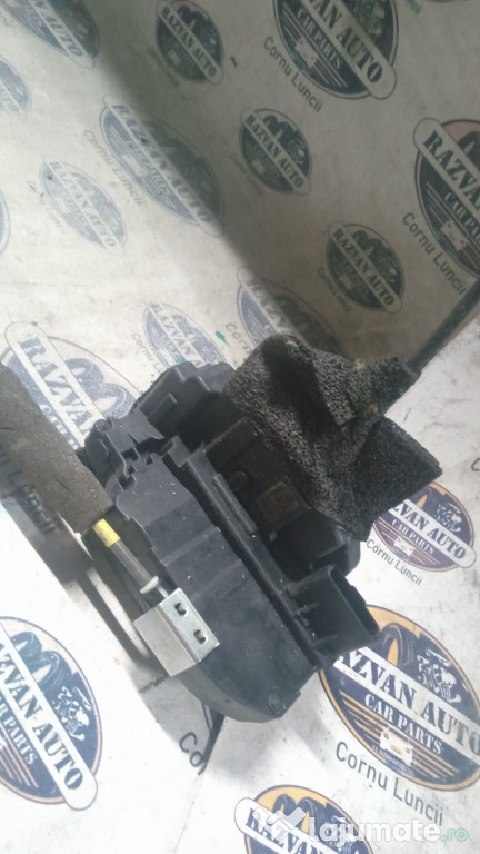Broasca dreapta spate Nissan Juke 2011
