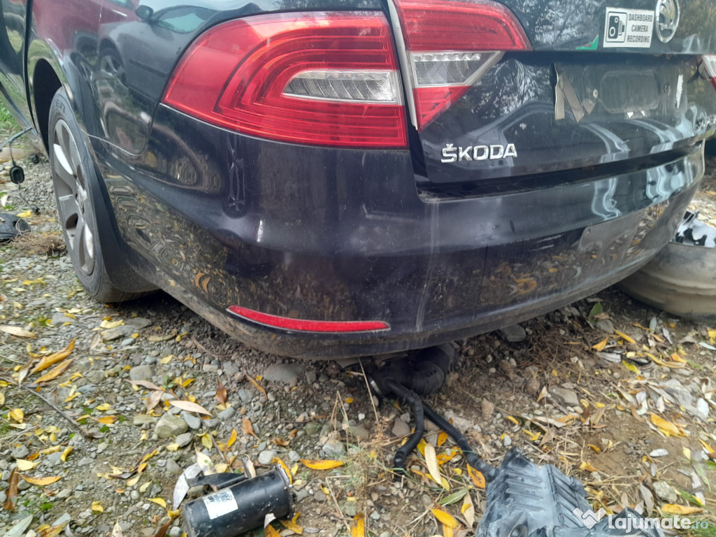 Bara spate Skoda Superb 2 Berlina 2014