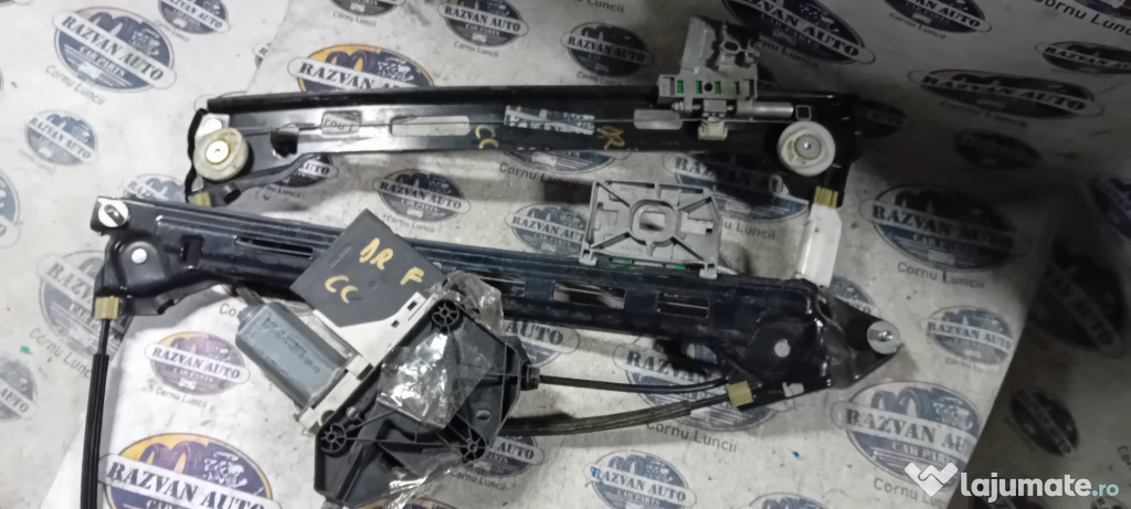 Macara geam dreapta fata Volkswagen Passat CC 2014