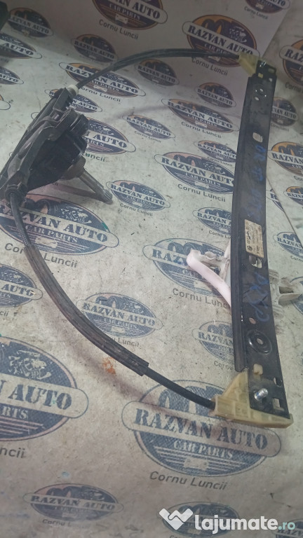 Macara geam dreapta spate Skoda Octavia 3 2013