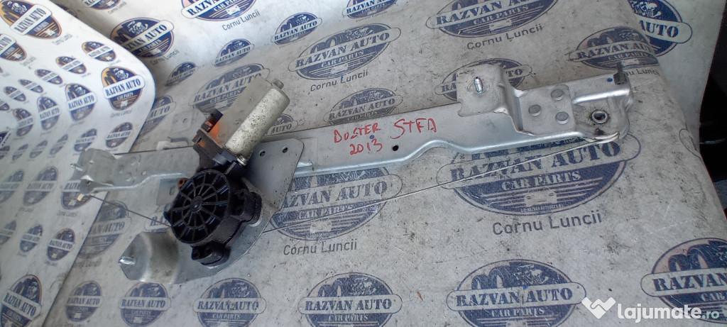 Macara geam stanga fata Dacia Duster 2013