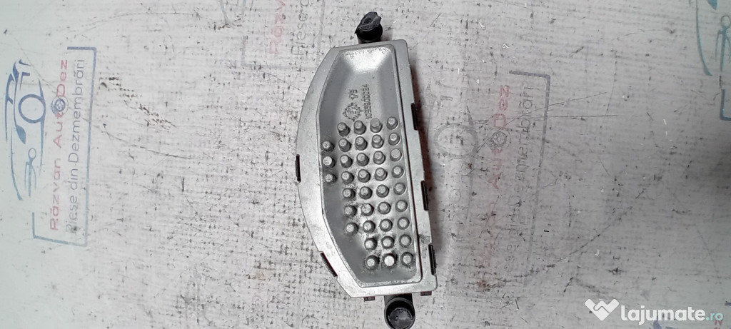 Rezistenta habitaclu Volkswagen Passat B7 2012