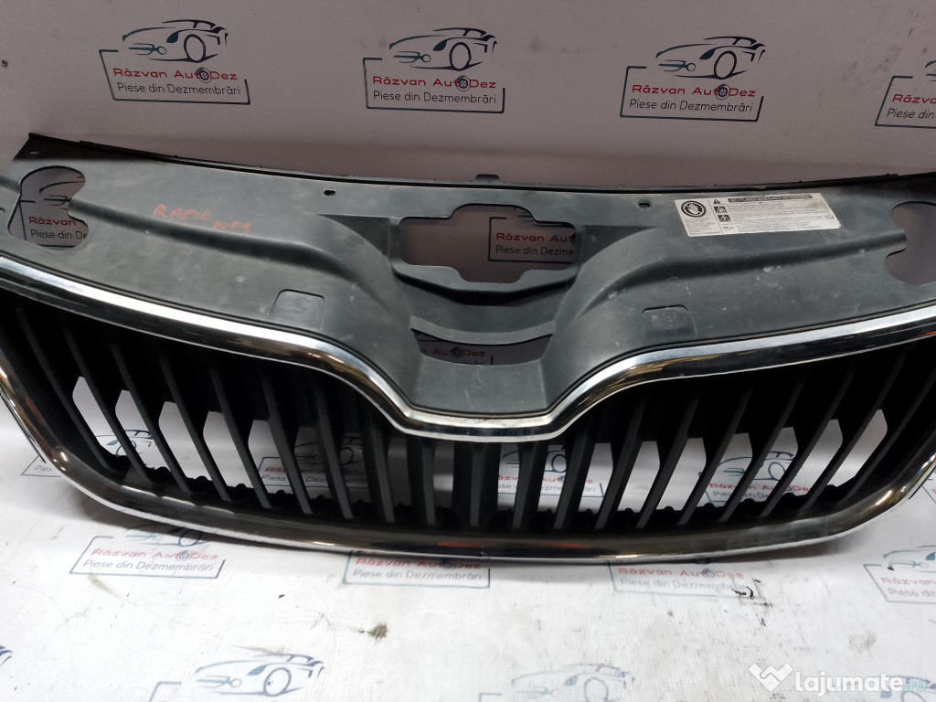 Grila superioara bara Skoda RAPID 2014