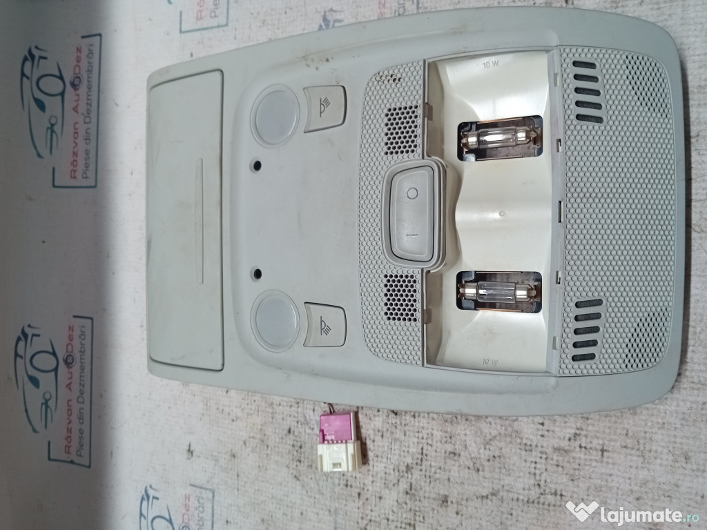 Plafoniera Audi A4 B8 2012