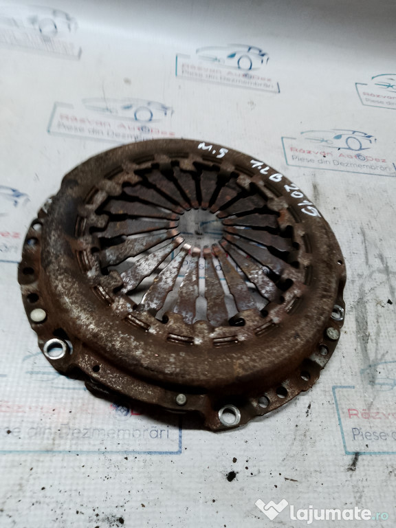 Placa de presiune masa simpla Peugeot 2008 1.2 Benzina 2015