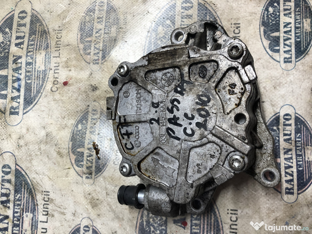 Pompa vacuum Volkswagen Passat CC 2.0 Motorina 2010
