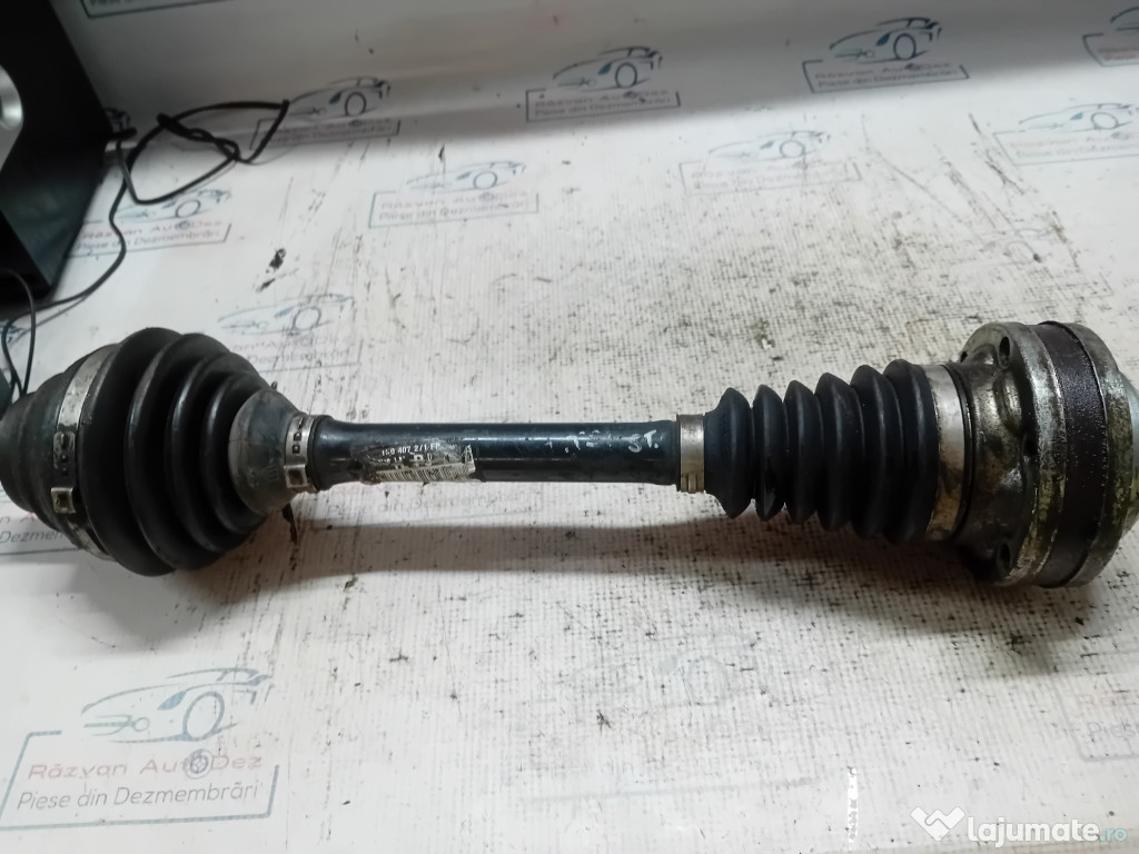 Planetara stanga fata Volkswagen Jetta 2012