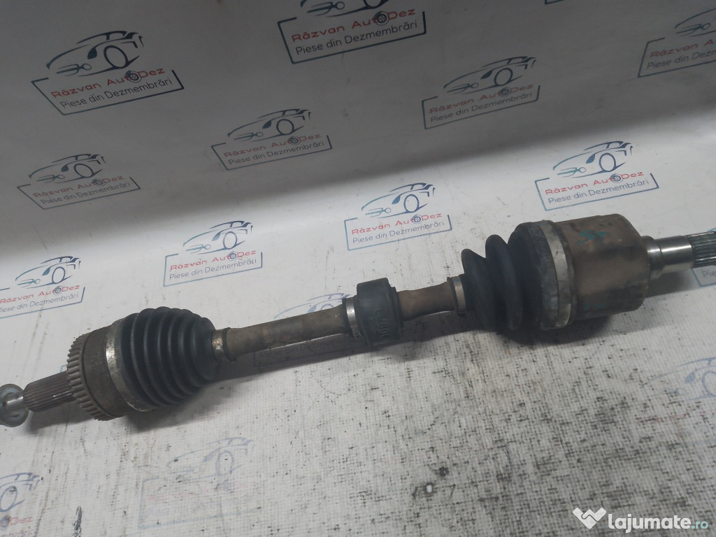 Planetara stanga fata Hyundai Ix 35 2.0 2013