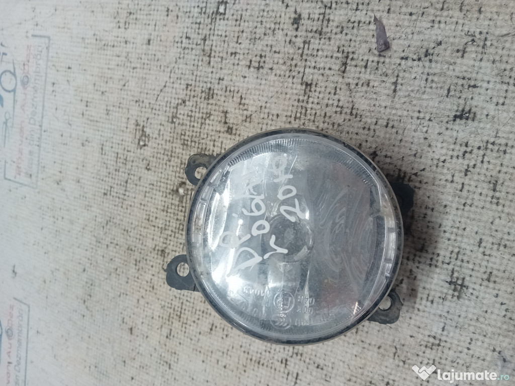 Proiector dreapta Dacia Logan 1.0 Benzina 2016