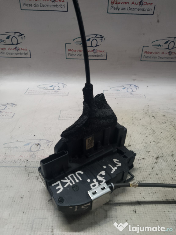 Broasca stanga spate Nissan Juke 2011