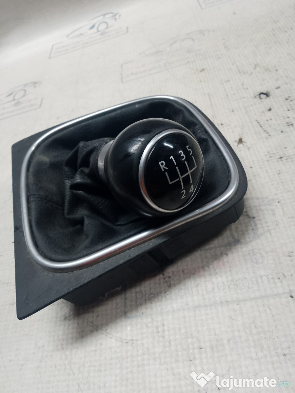 Nuca schimbator 5+1 trepte Volkswagen Jetta 2012