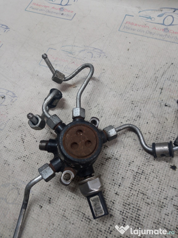 Rampa injectoare Ford Mondeo 1.8