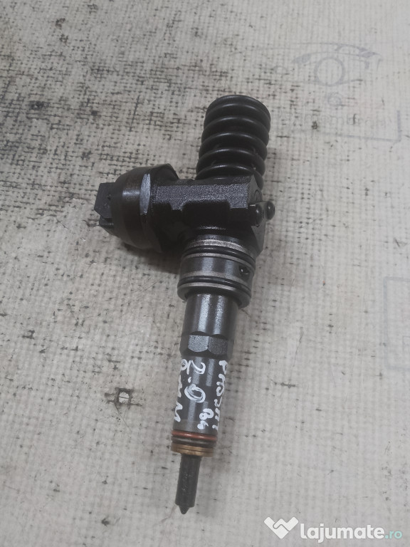 Injector Volkswagen Passat B6 2.0 2006