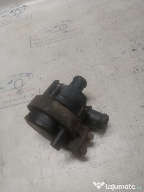 Pompa recirculare apa Skoda Fabia 3 2015