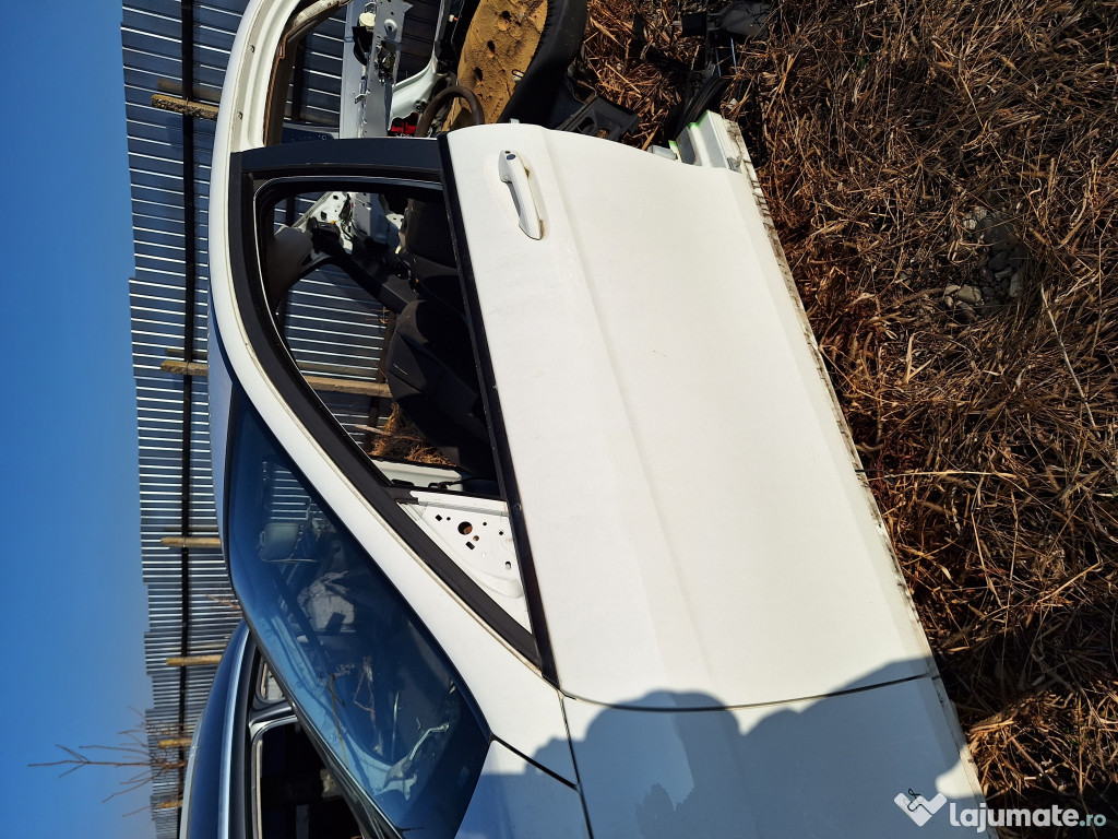 Usa stanga fata Mercedes C-Class W204 2012