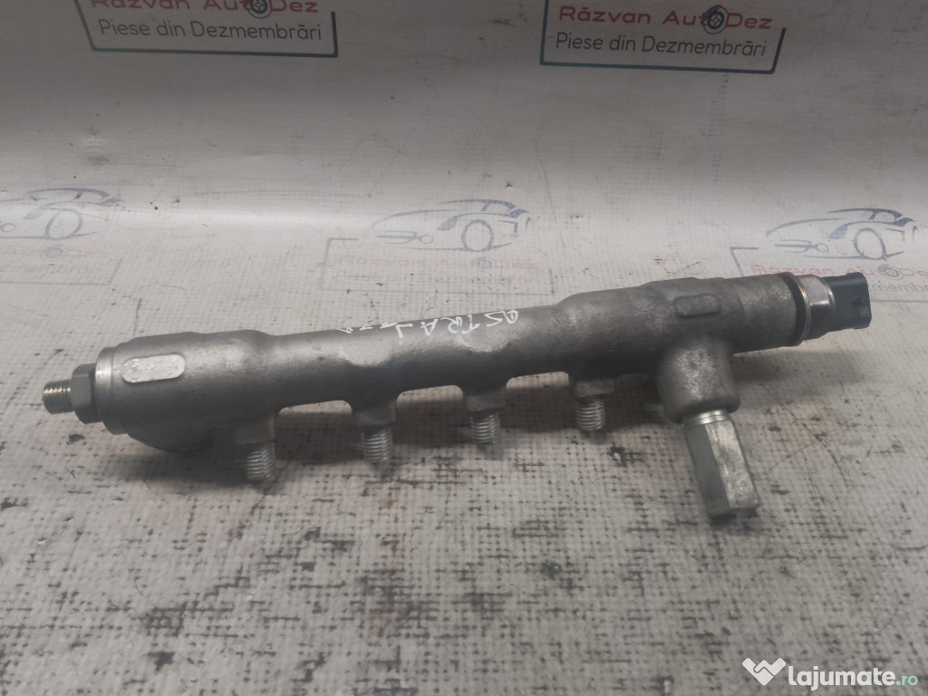 Rampa injectie Opel Astra J 1.7 Motorina 2011