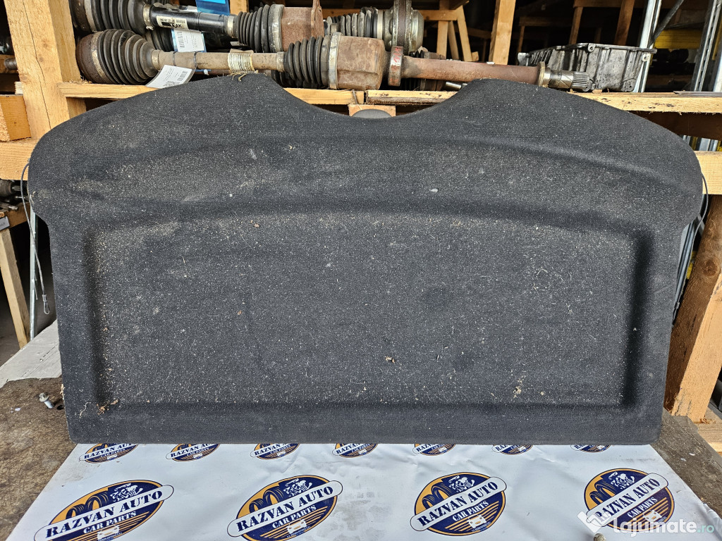 Polita portbagaj Skoda Rapid Berlina 2014