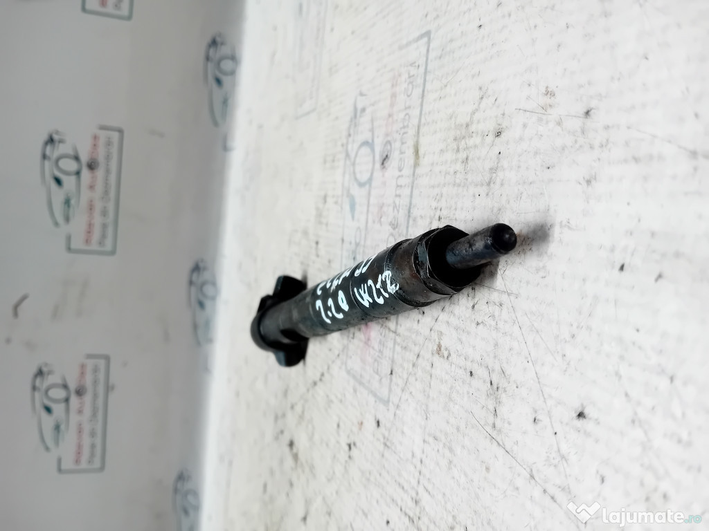 Injector Mercedes E-Class W212 2.0 Motorina 2012