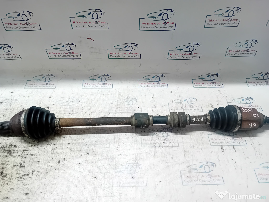 Planetara dreapta fata Nissan Juke 2013