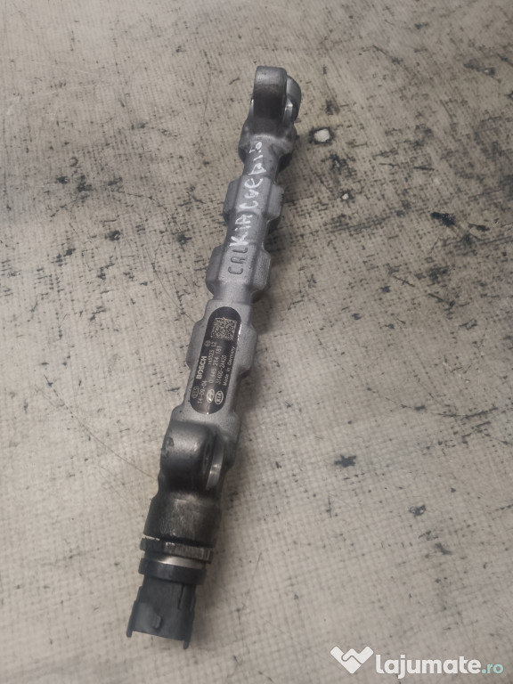 Rampa injectoare Kia Ceed 1.6 2010