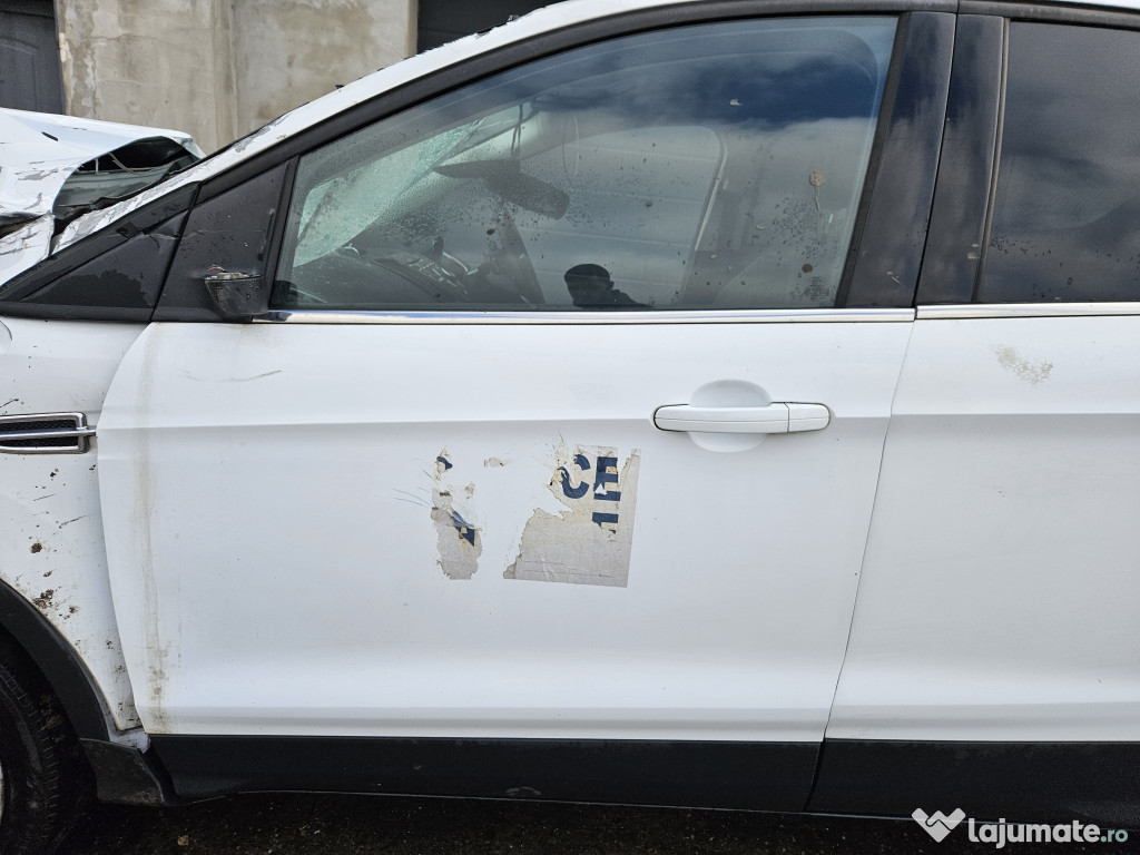 Usa stanga fata Ford Kuga 2015