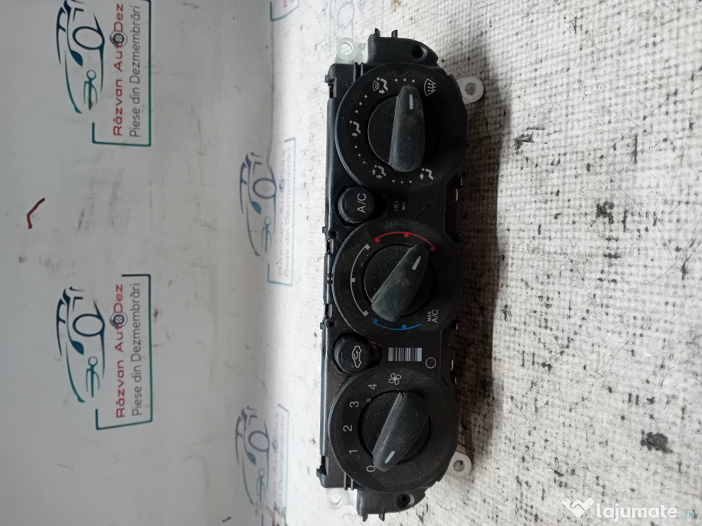 Panou comanda clima Ford Focus 3 2011