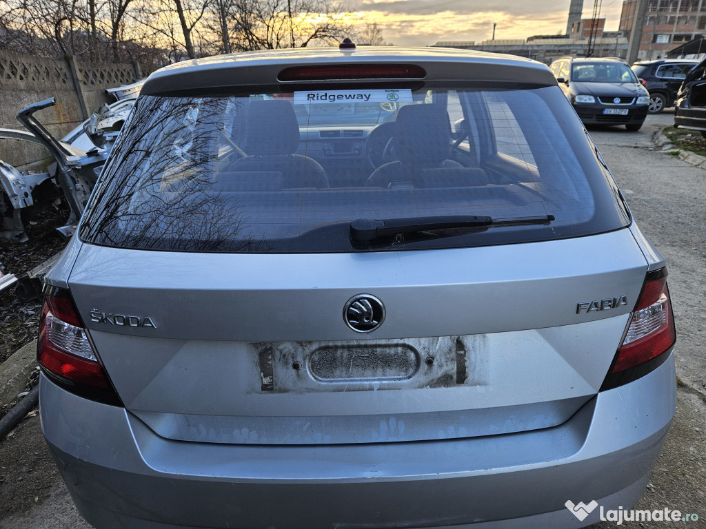 Hayon Skoda Fabia 3 Hatchback 2015