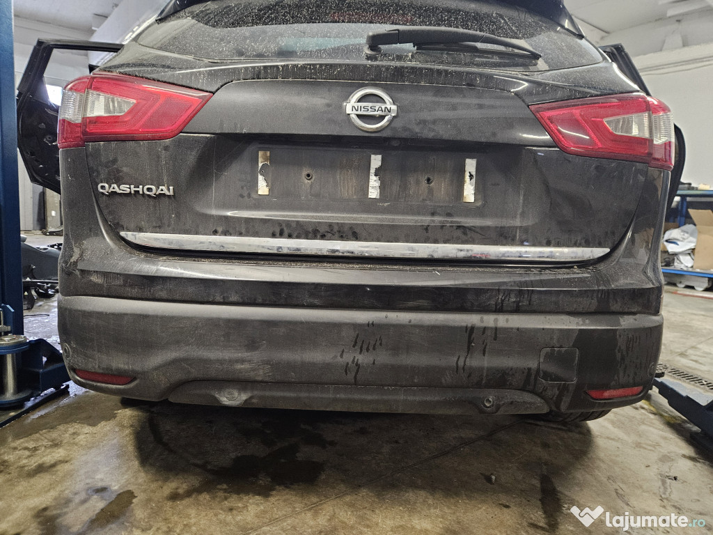 Bara spate Nissan Qashqai 2015