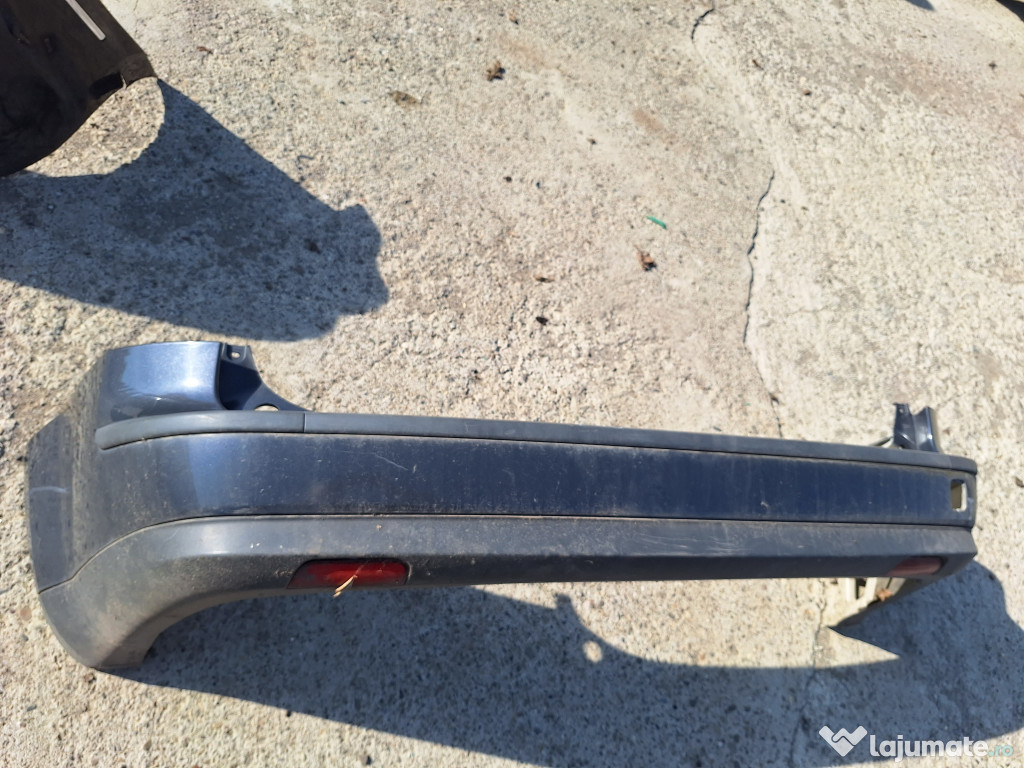 Bara spate Ford Focus 2 Hatchback 2008