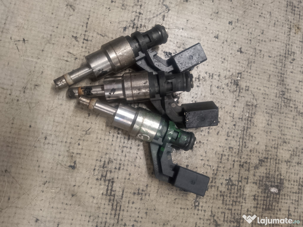 Injector Volkswagen Golf 5 1.4 Benzina 2008