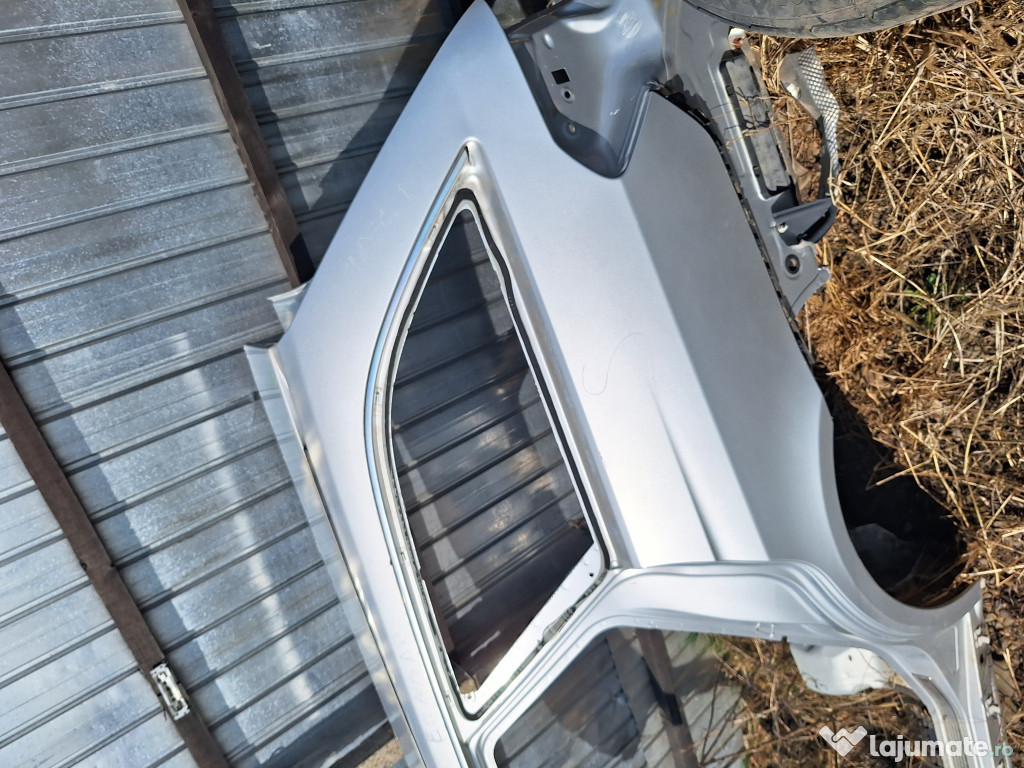 Aripa Stanga Spate Mercedes E-Class W212 2012