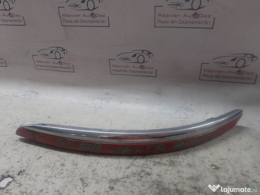 Ornament stanga bara fata Volkswagen Jetta 2005