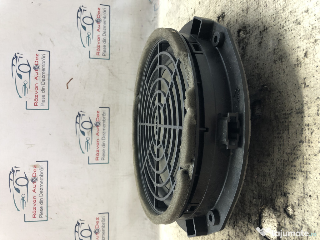 Boxa stanga fata Audi A1 2012