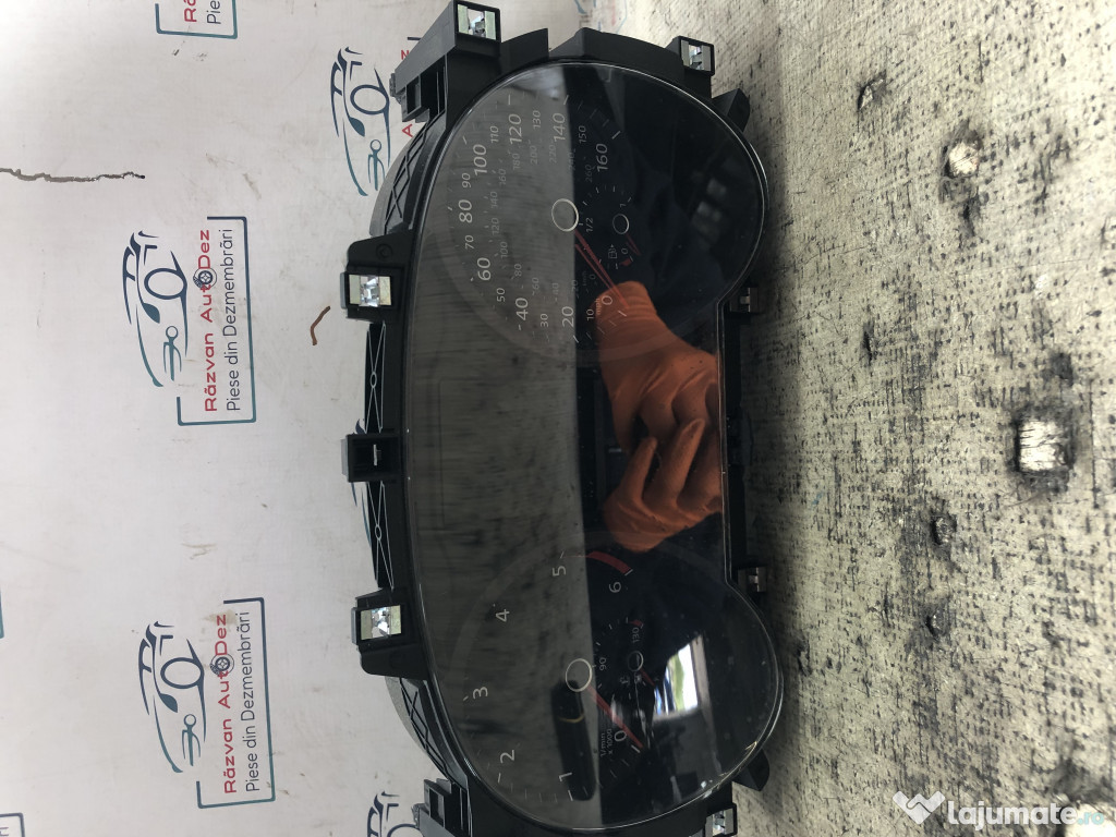 Ceasuri Bord UK Volkswagen Passat B8 2.0 2016