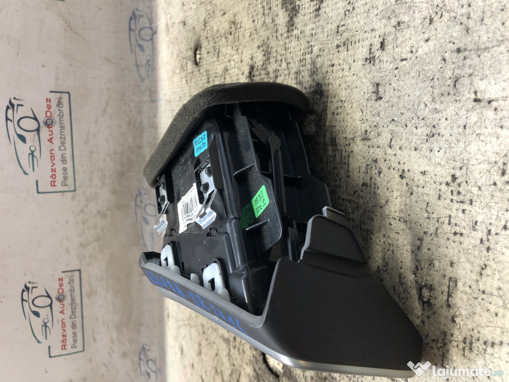 Grila ventilatie dreapta Nissan Qashqai 2016