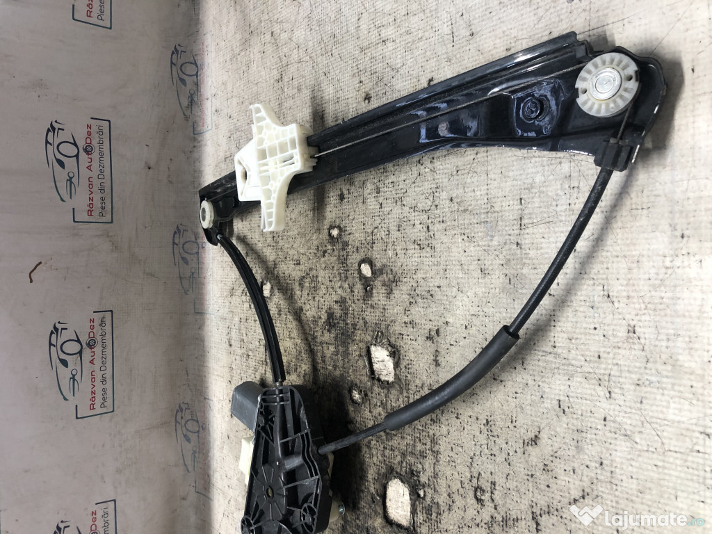 Macara geam stanga spate Skoda RAPID 2012